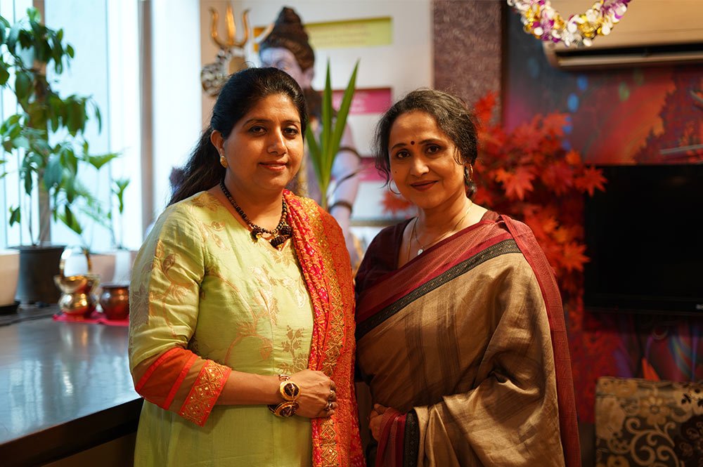 Nishigandha Wad with Sakhashree Neetaji.